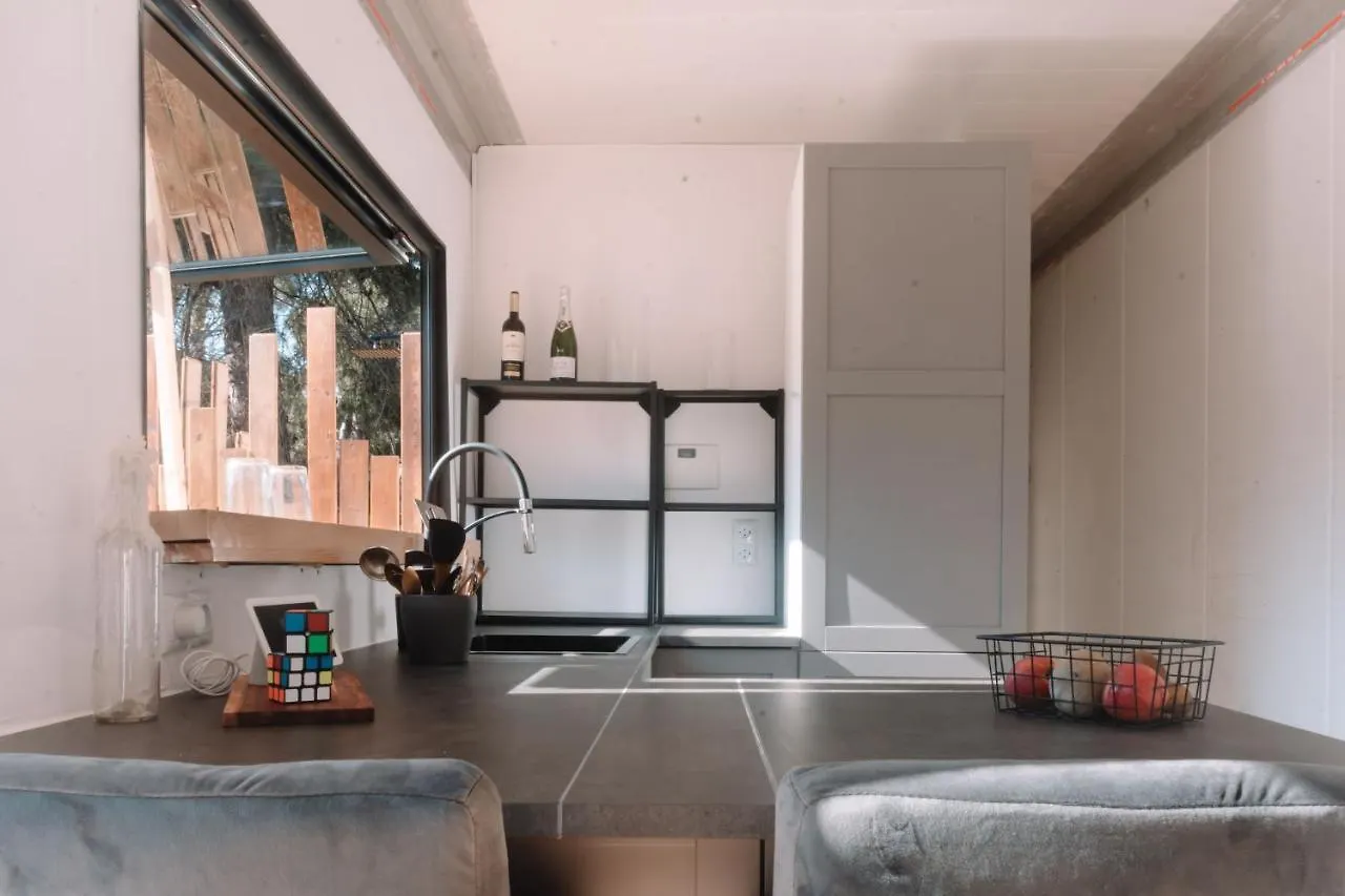 카스테데펠스 Cooltainer Retreat Sustainable Coastal Forest Tiny House Near Barcelona By Quirkygetaway 빌라 0*,