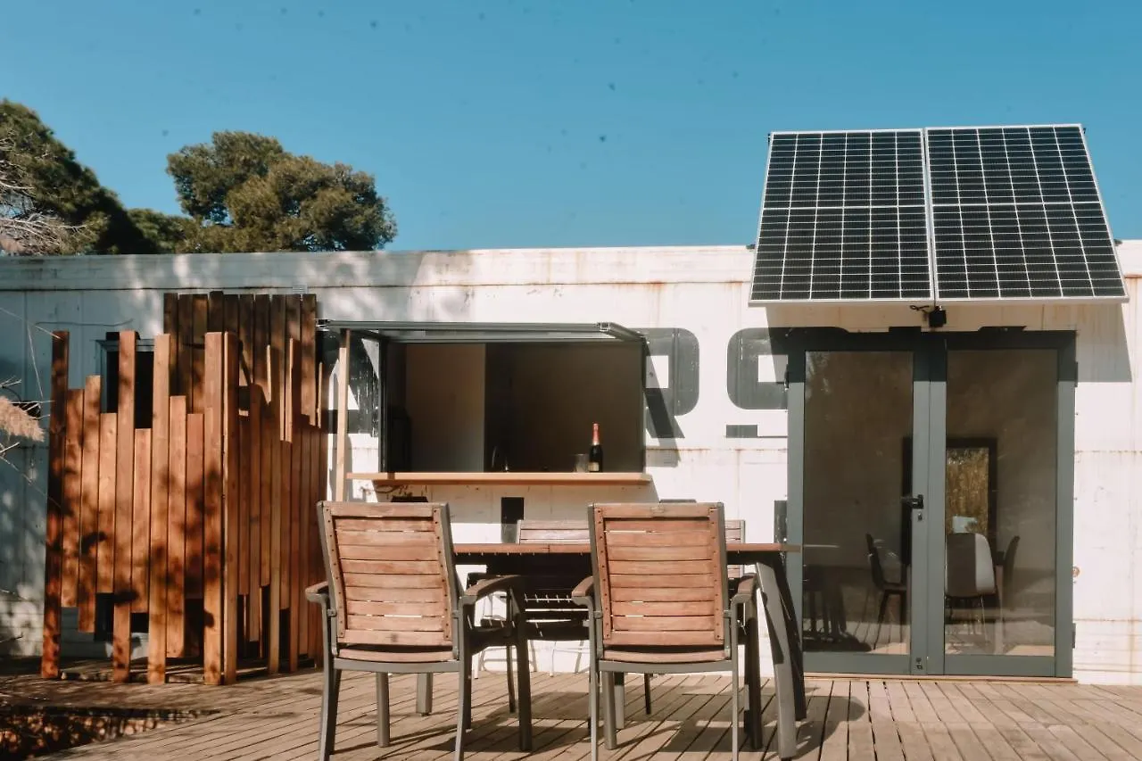 카스테데펠스 Cooltainer Retreat Sustainable Coastal Forest Tiny House Near Barcelona By Quirkygetaway 빌라 0*,