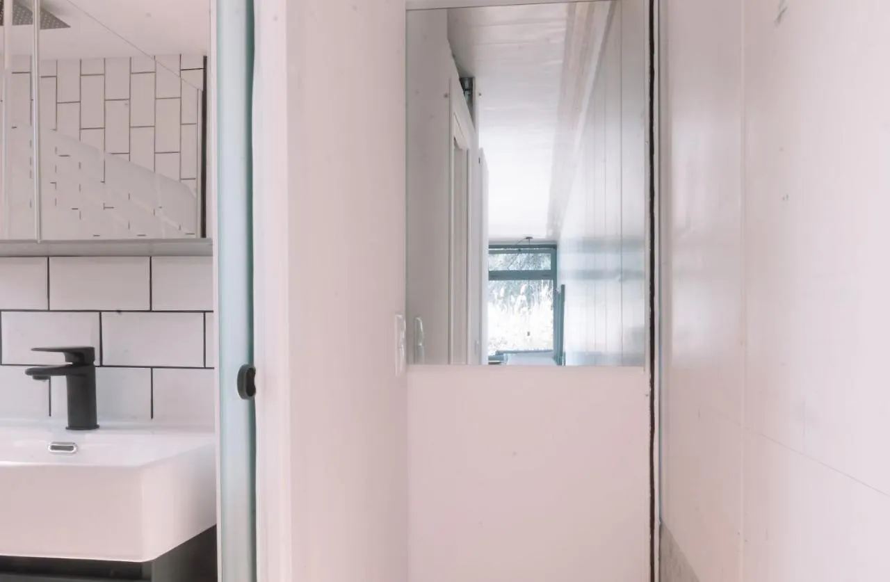 카스테데펠스 Cooltainer Retreat Sustainable Coastal Forest Tiny House Near Barcelona By Quirkygetaway 빌라 0*,  스페인